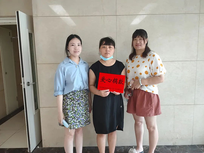 暖心慰問(wèn)，進(jìn)行中